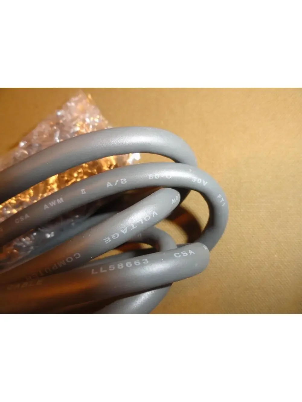 NEW AVOCENT AVRIQ USB Model 620-261-502 ROHS COMPLIANT 12 FEET SCUSB-12